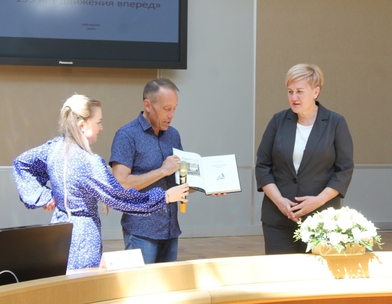 Коллекция "Капитанских дочек" А.С. Пушкина в Оренбурге пополнилась новым ценным экспонатом