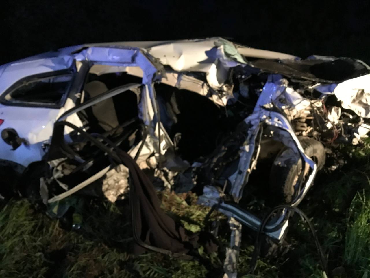 Парень и девушка погибли в ДТП под Вологдой