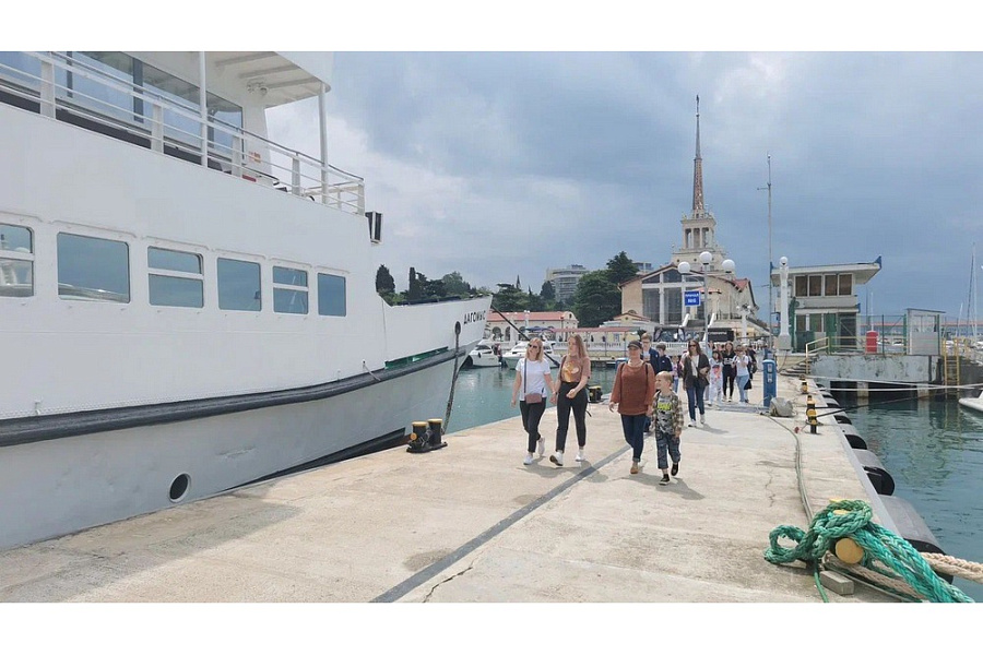 Детей кубанских участников СВО отправили в морской круиз