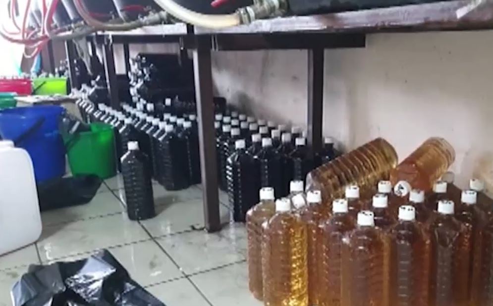 Полицейские Кубани изъяли более 40 тысяч литров "палёнки"