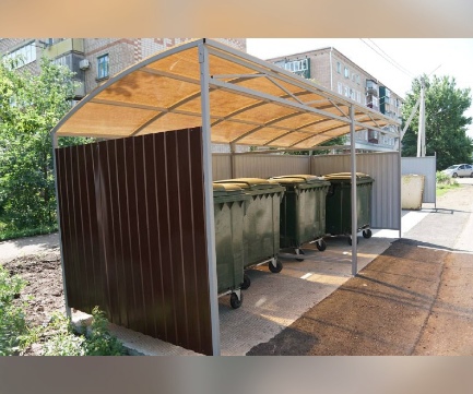 В Бузулуке продолжают переоборудовать мусорные площадки