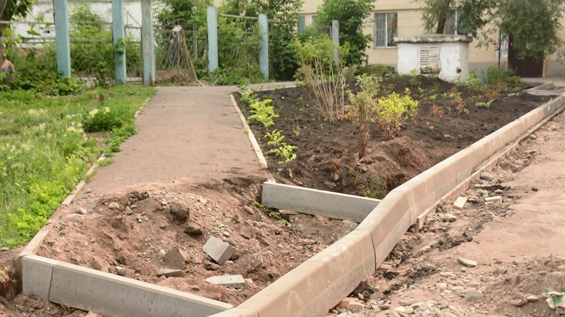 В Красноярске отремонтируют двор, в котором жил Дмитрий Хворостовский