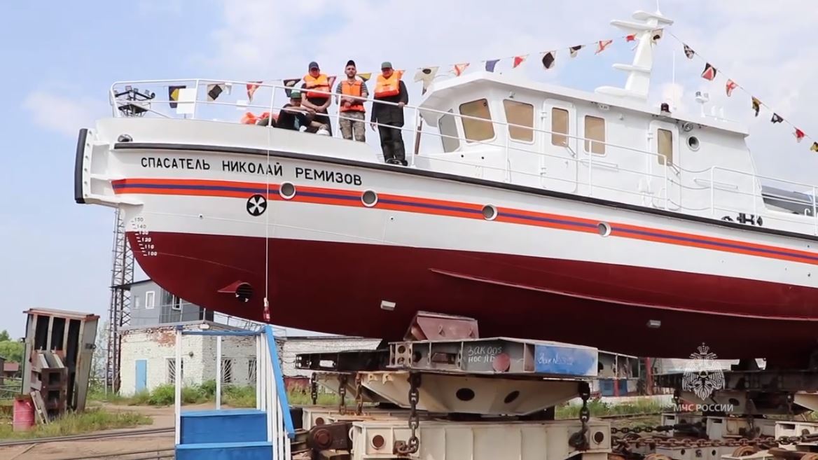 Спасатели Кубани получат новое водолазное судно