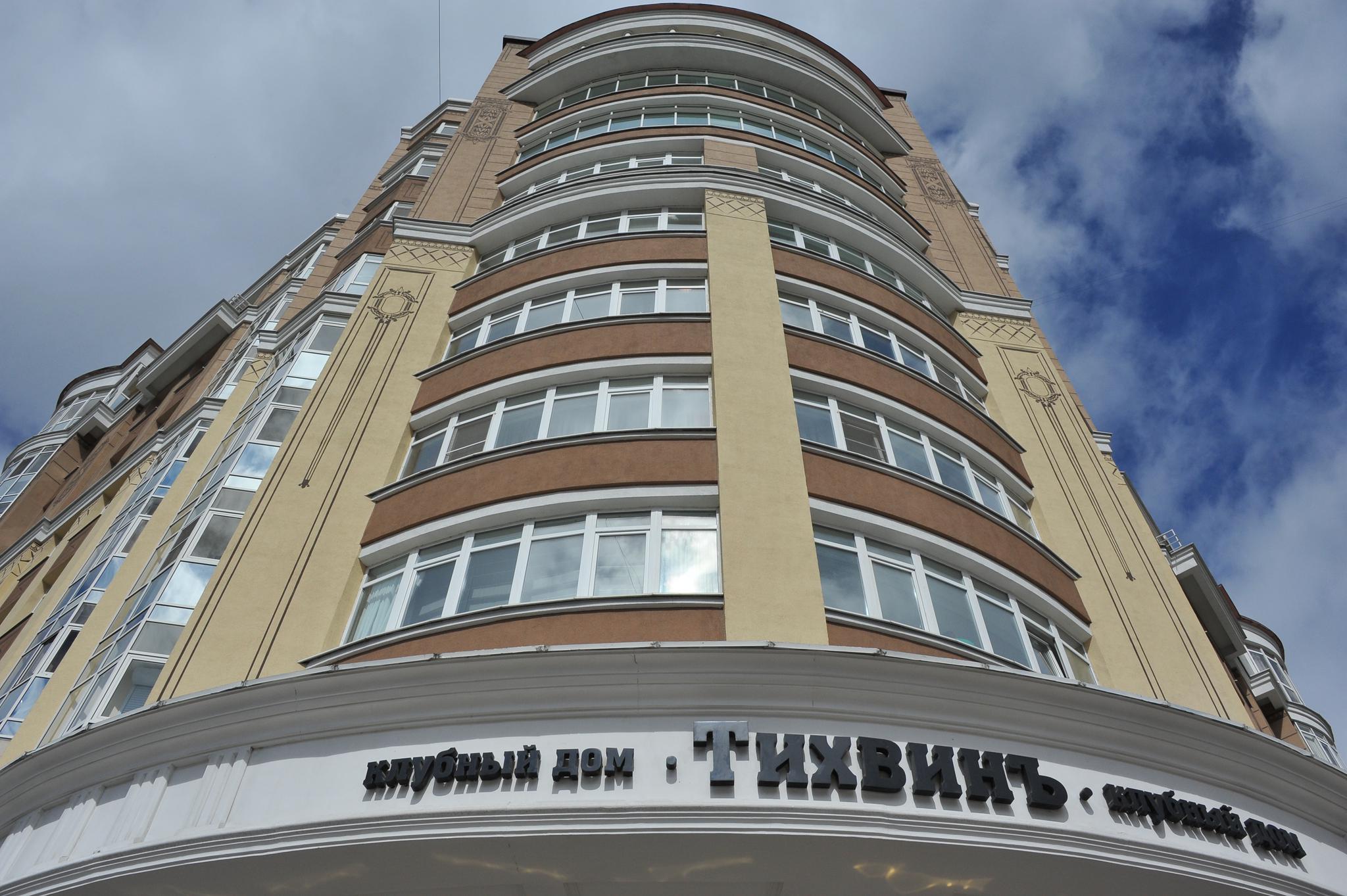 На Кубани молодым семьям помогают с жильем