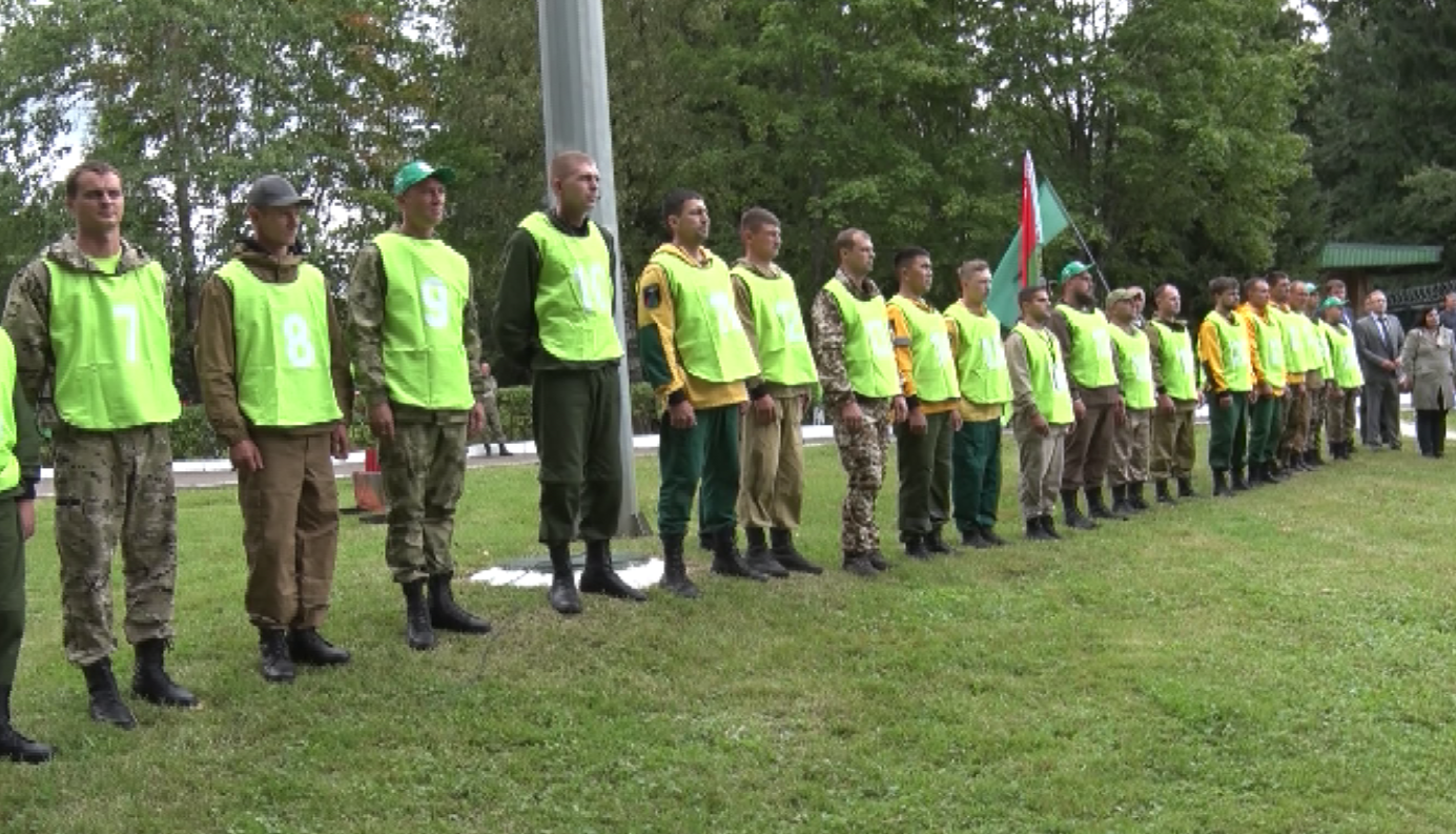 Красноярский десантник-пожарный вошел в первую десятку лучших специалистов России и Беларуси