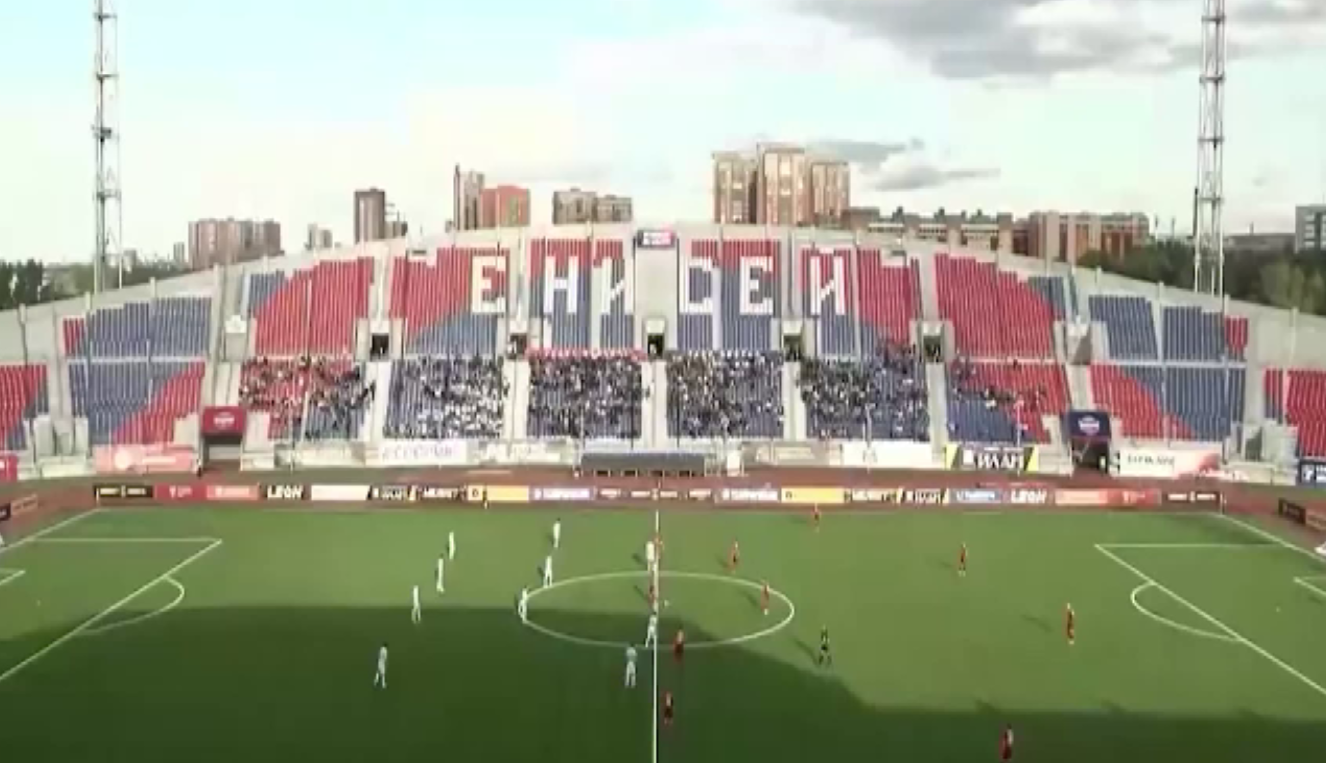 Футбольный "Енисей" не смог переиграть московскую "Родину"