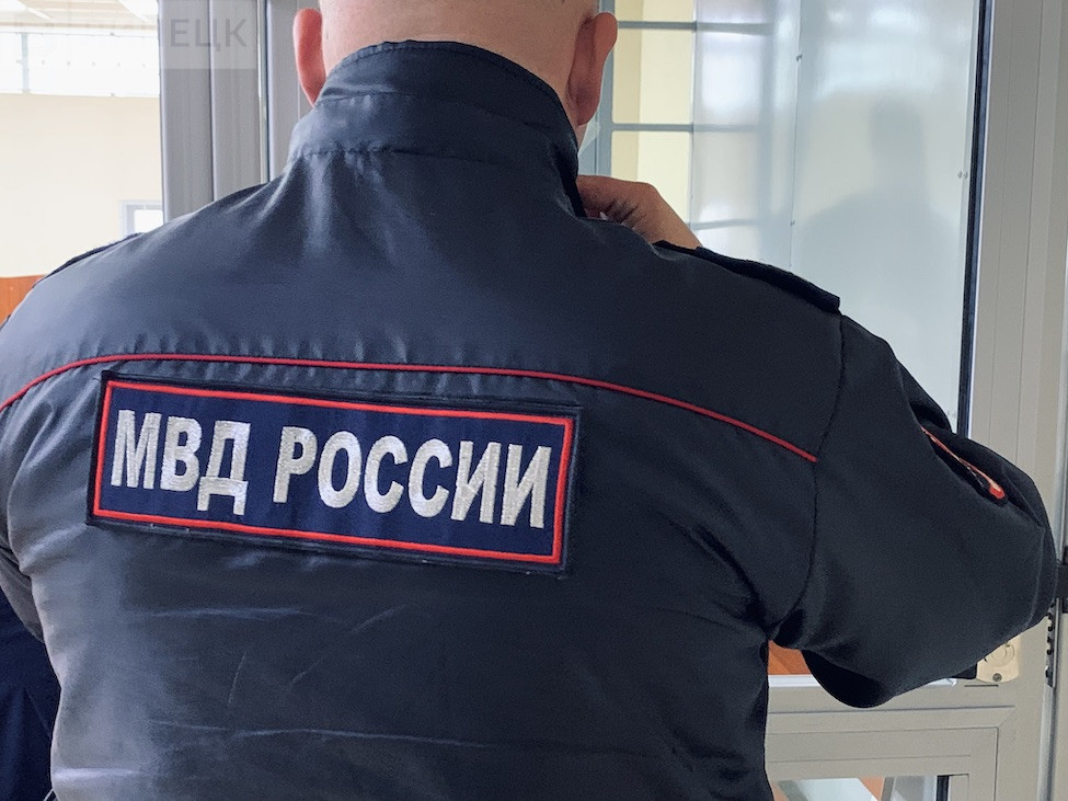 Мигранты устроили массовую драку со стрельбой в ТЦ в Люберцах