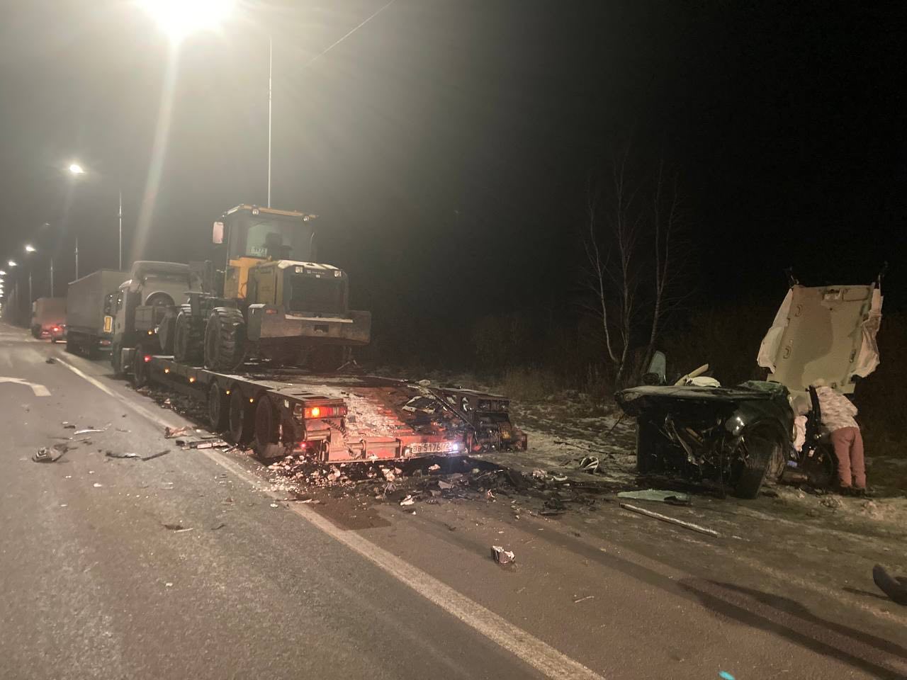 Рыбаки погибли в ночной аварии под Тюменью