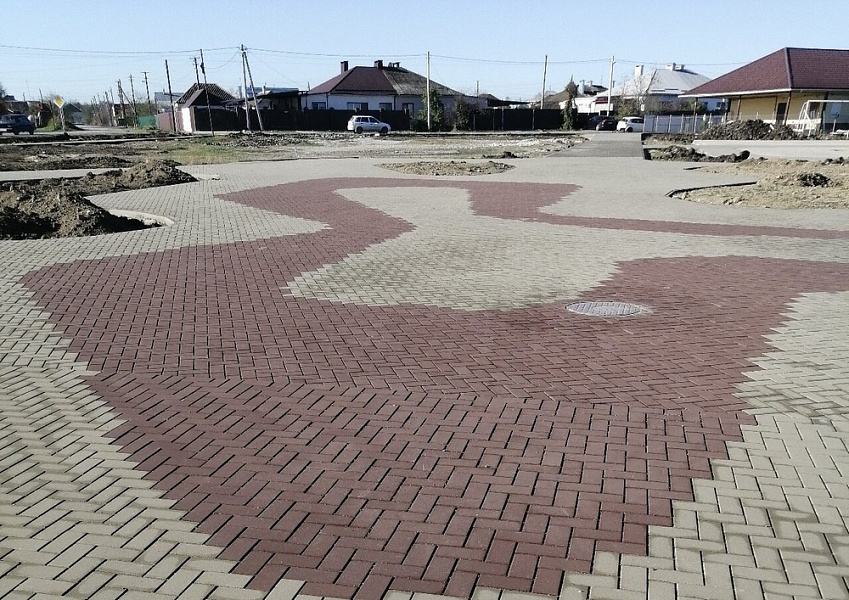 В Крымском районе благоустраивают сельский парк