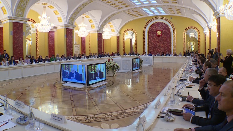 В Оренбурге стартовал седьмой общероссийский муниципальный правовой форум