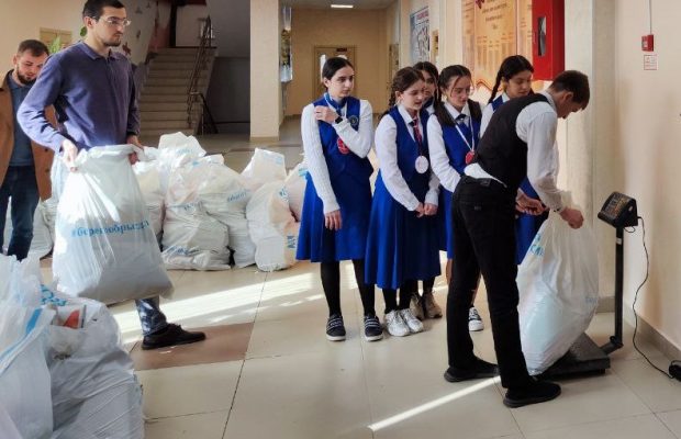 В рамках Всероссийской акции «БумБатл» в Ингушетии собрали около 5 тонн макулатуры