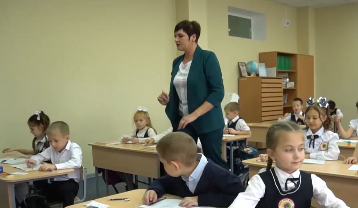 Две сестры встретились в Краснодарском крае благодаря программе "Земский учитель"