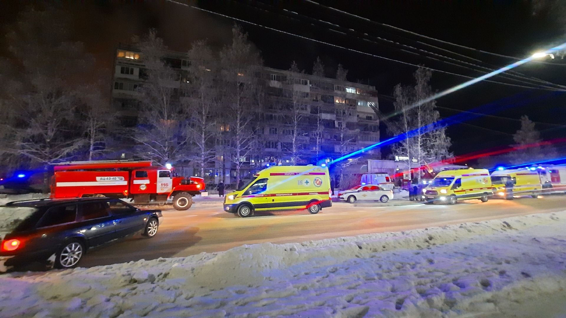 Пожар в многоквартирном доме в Сыктывкаре ликвидирован