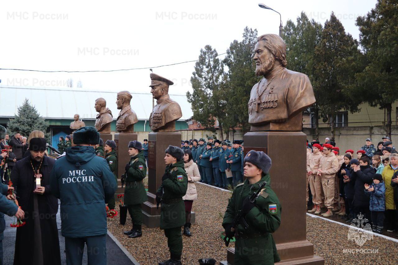 На Кубани открыли "Аллею Героев Донбасса"