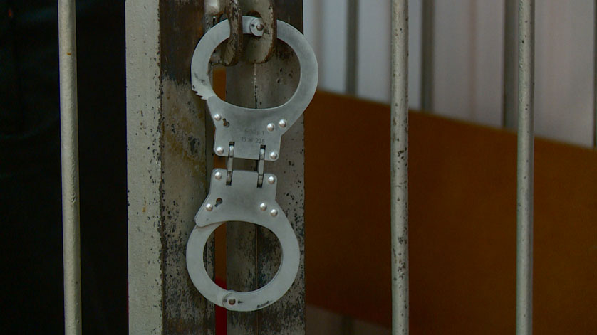 Житель Коми отправится в колонию за истязание детей