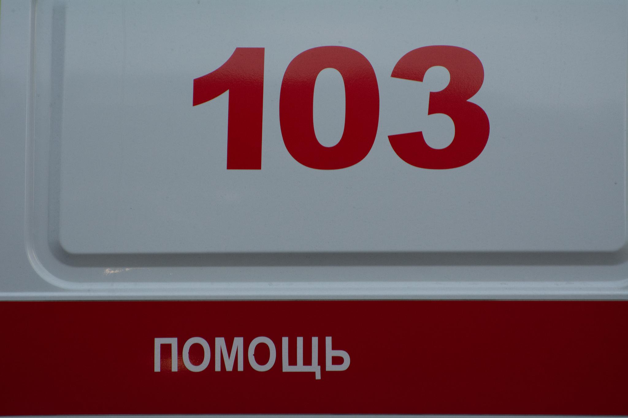 Ребенок едва не утонул в бассейне в Геленджике