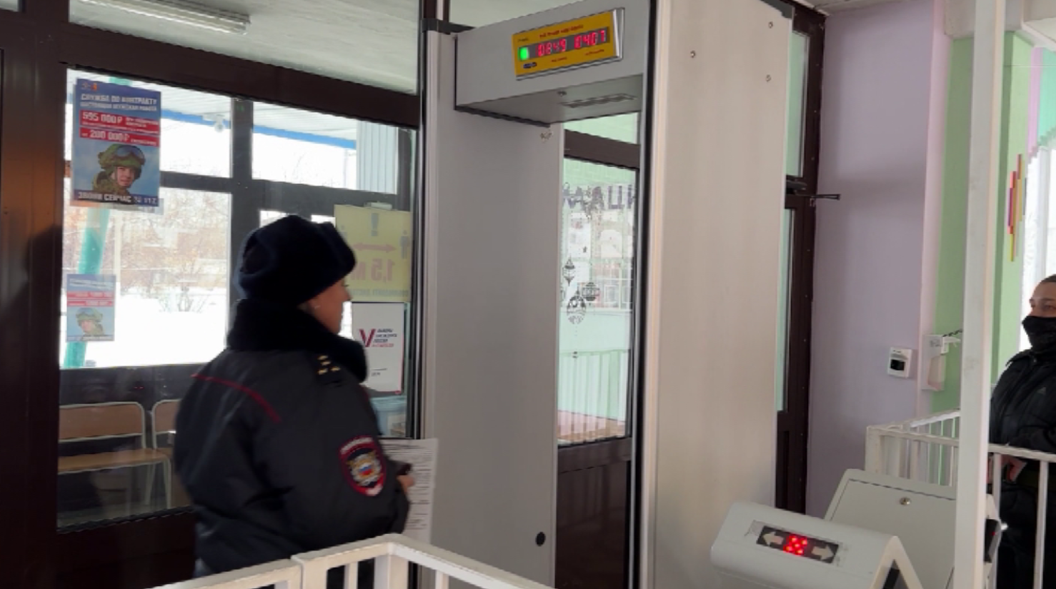 В Красноярске проходит проверка избирательных участков на предмет антитеррористической защищенности