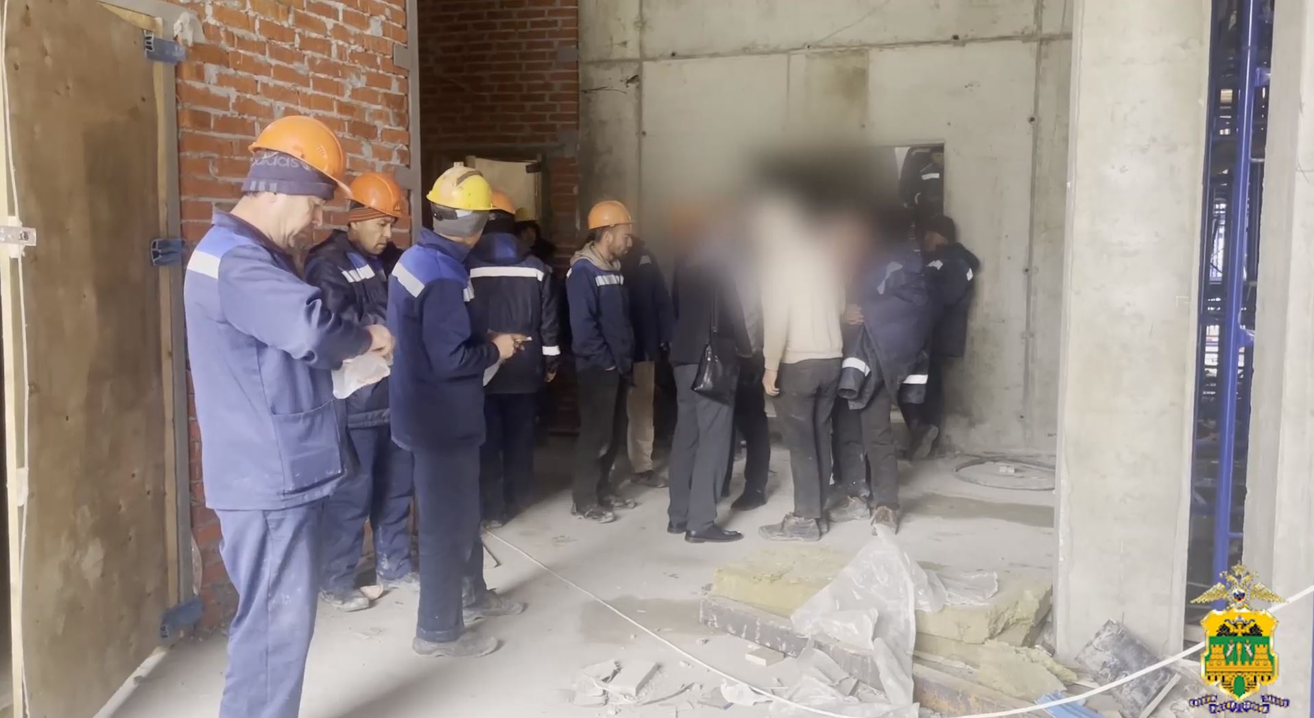 В Геленджике задержали три десятка нелегалов