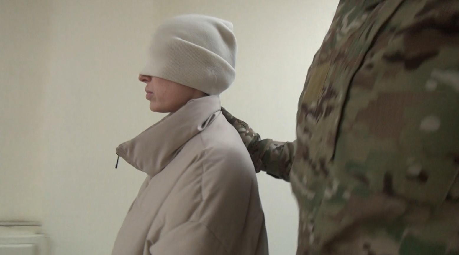 Жительница Лос-Анджелеса собирала в Екатеринбурге деньги для ВСУ