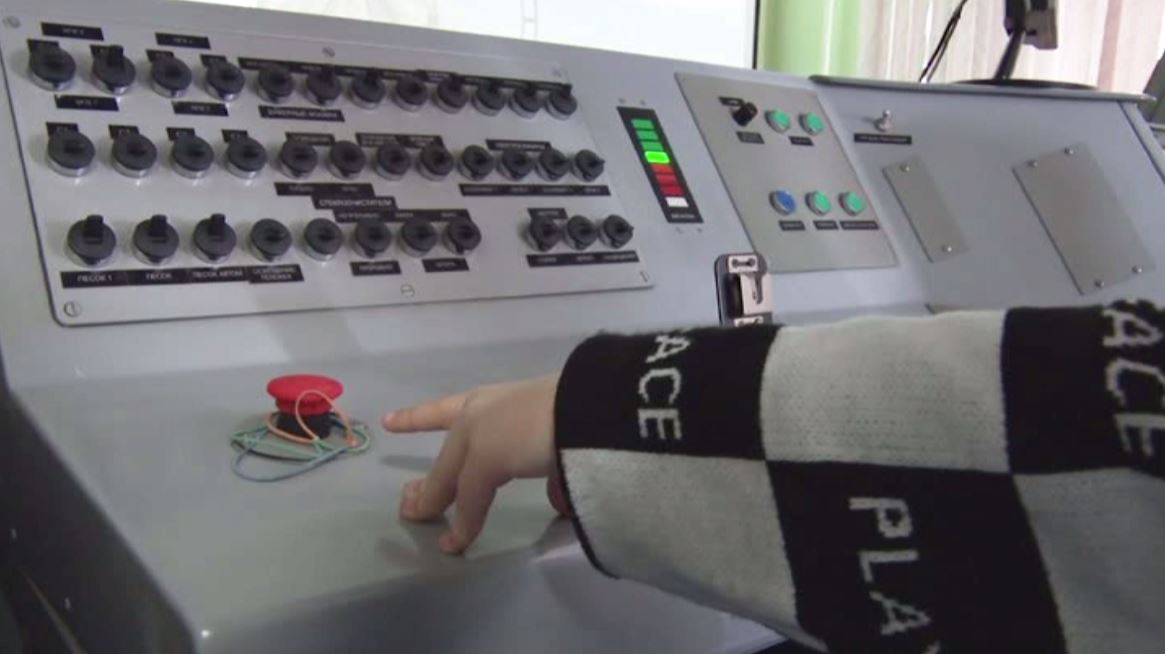 Аварию на железной дороге устроили ради школьников в Туапсе