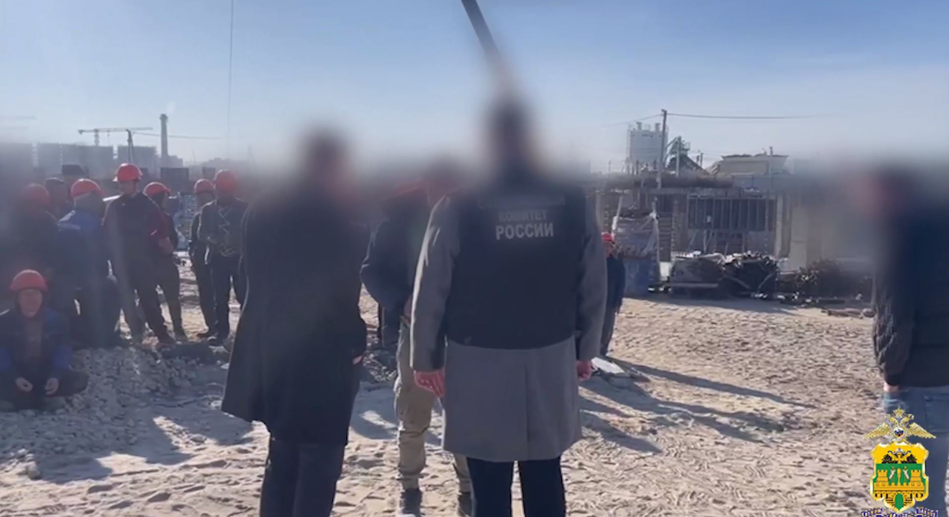 На стройках Анапы поймали десятки нелегалов