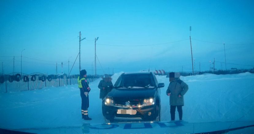 В Тазовском 14-летнего ямальца поймали за рулем авто