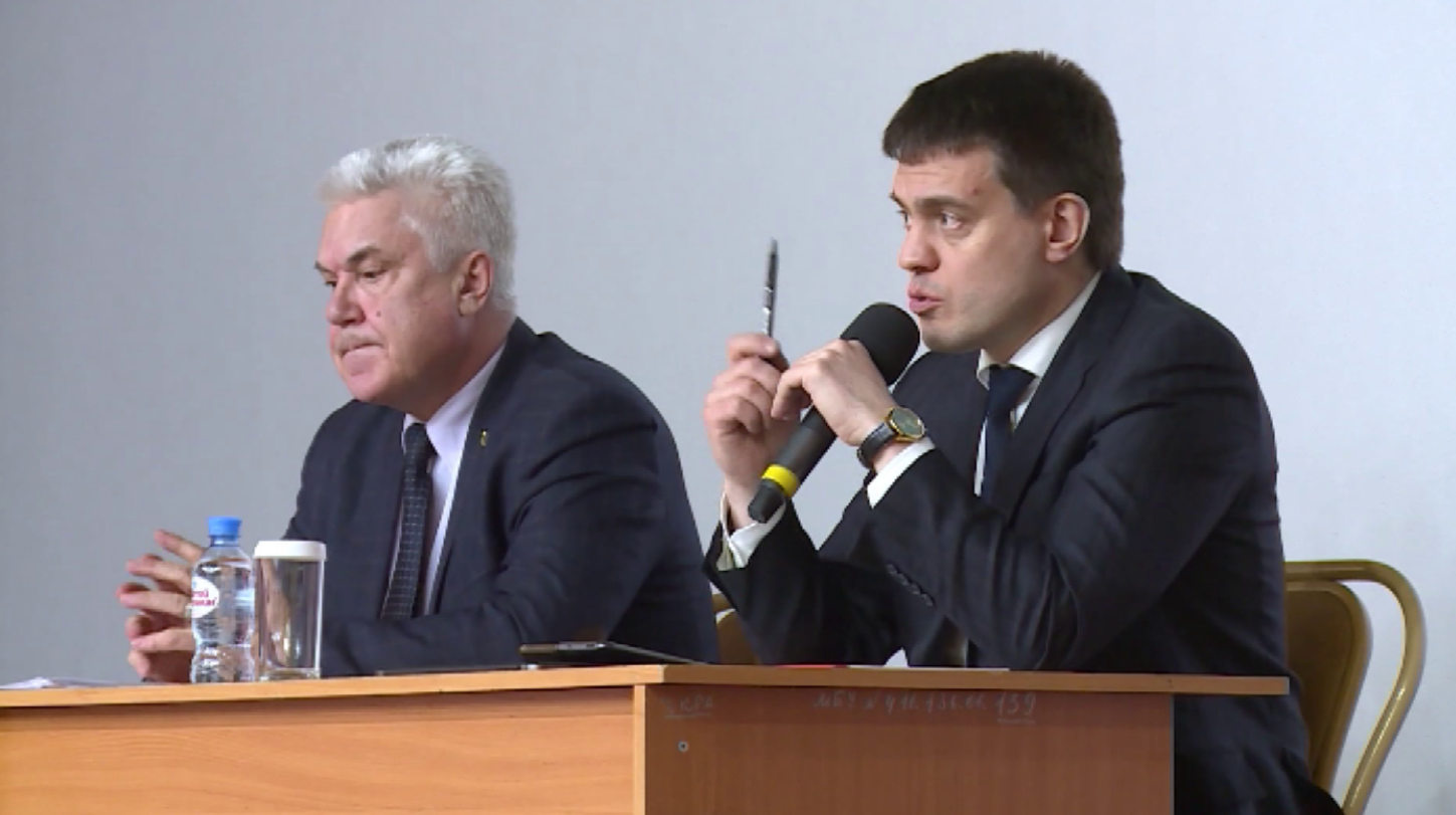 Какие проблемы озвучили жители ЗАТО Солнечный на встрече с губернатором?