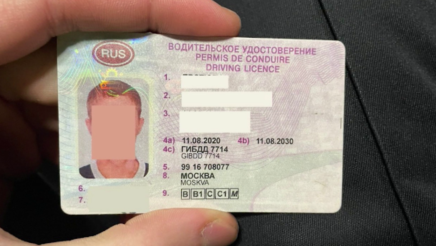 В Канске автоинспекторы поймали лжеводителя