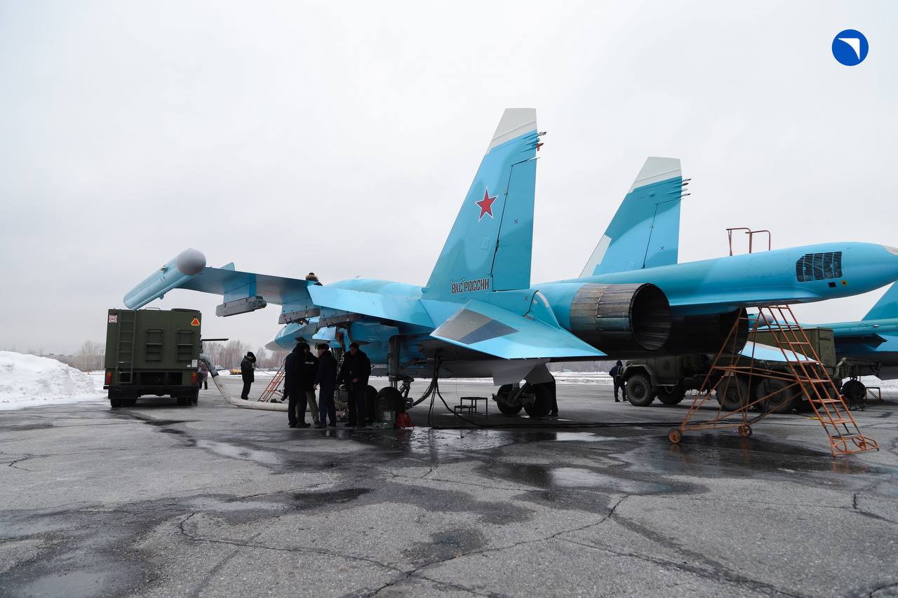 ВКС России получили первые в этом году военные самолеты
