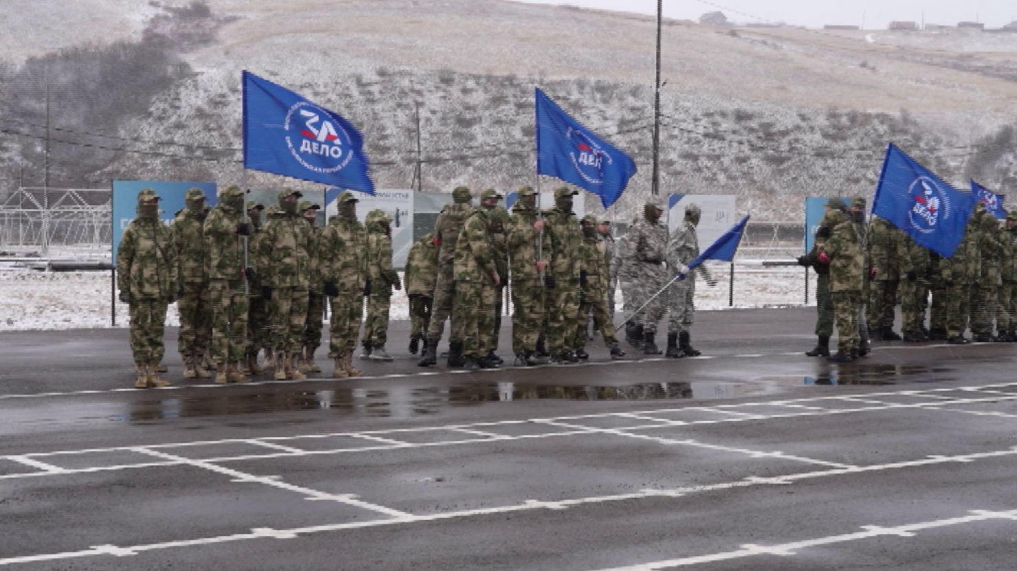 В Емельянове прошла военно-патриотическая игра "Я патриот!"