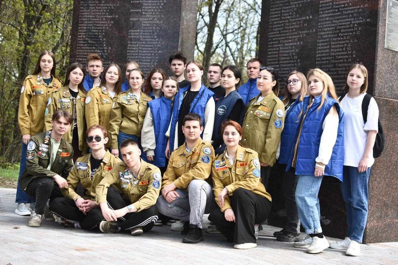 "Десант Победы" высадился на Соколовой горе