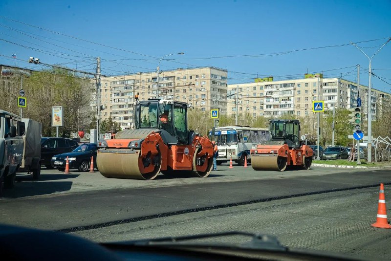 В Оренбурге ремонтируют поврежденные во время паводка дороги