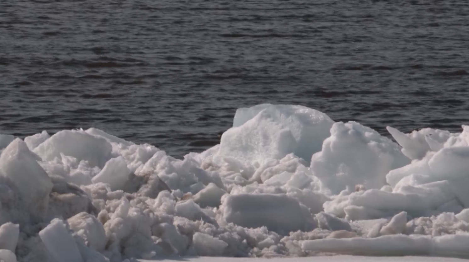Причалы Дудинского морского порта могут уйти под воду уже через 2 недели