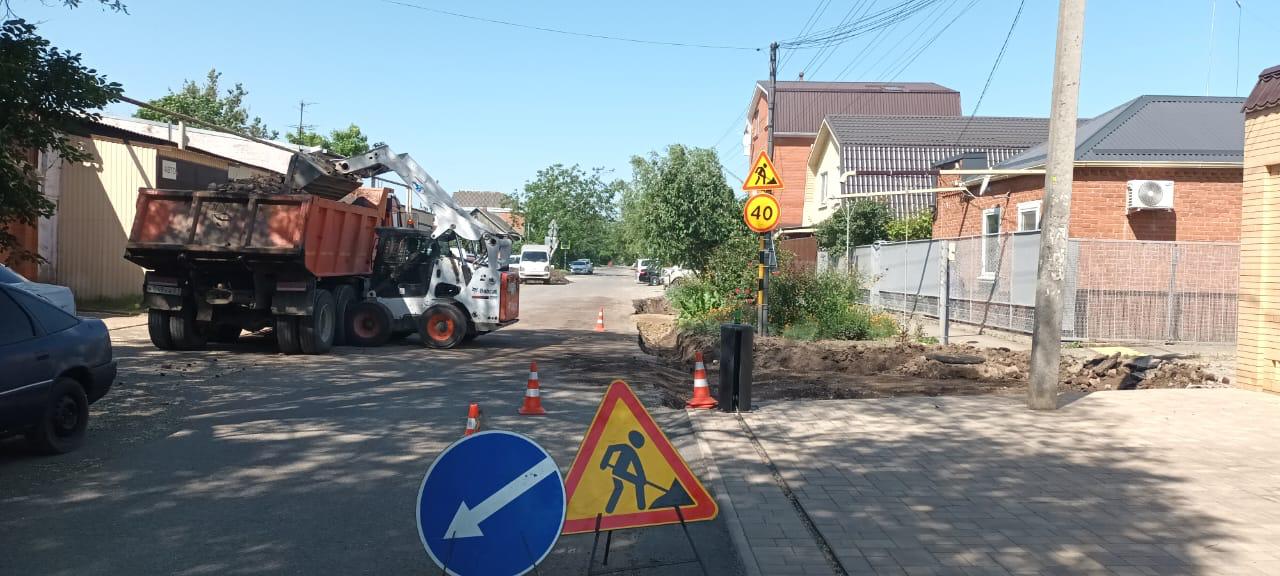 В Краснодаре на "Дубинке" отремонтируют сразу две улицы