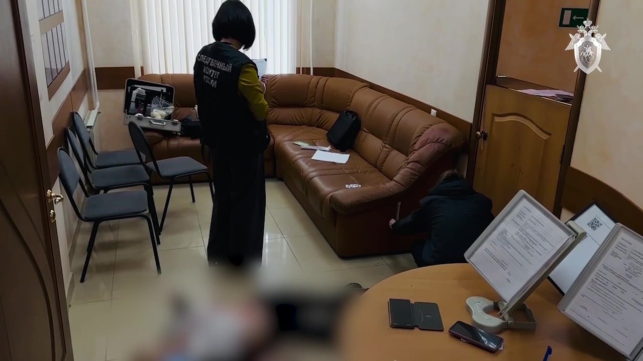 Житель Приангарья зарезал жену во время подачи заявления о разводе