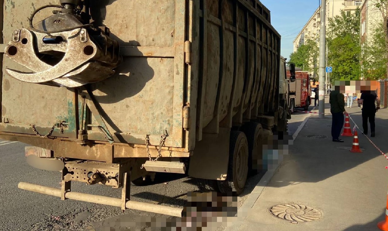 Грузовик насмерть переехал мальчика на юго-востоке Москвы
