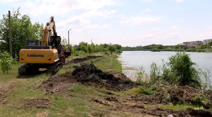 В станице Ленинградской благоустраивают новую набережную