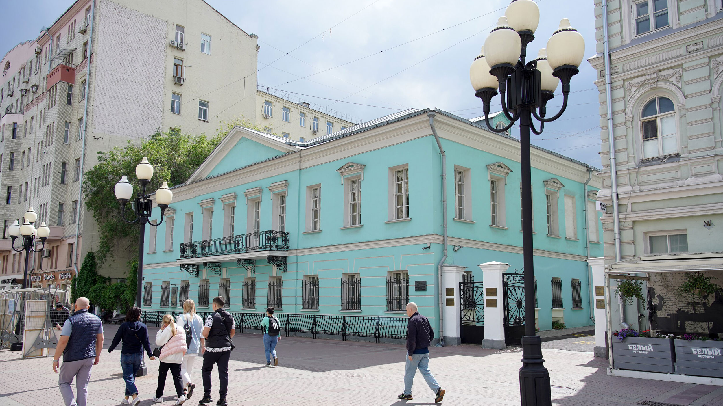 На Арбате в Москве открылась мемориальная квартира Пушкина