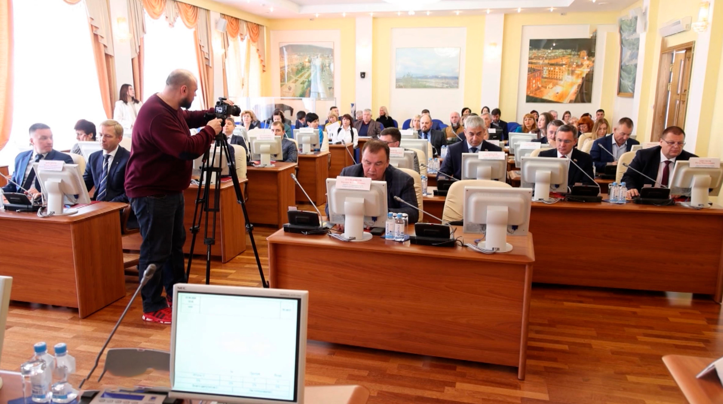 Депутаты Гордумы поставили оценку «неудовлетворительно» работе мэра Магадана