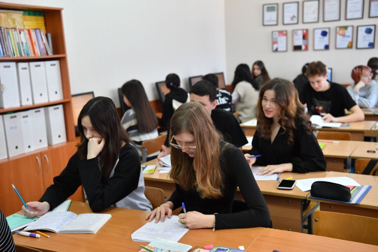 Уже с сентября этого года наши студенты-целевики начнут получать дополнительную стипендию