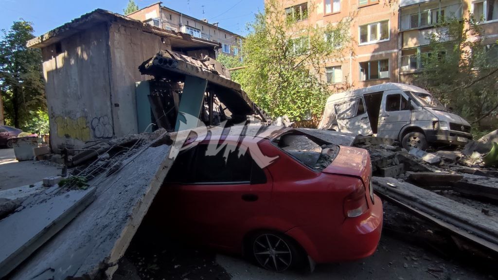 Мирный житель погиб во время массированного обстрела Горловки