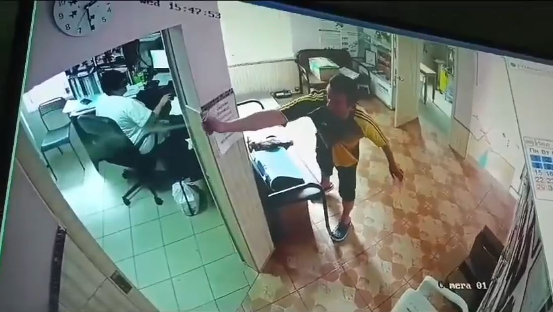 Пьяный неадекват в Туапсе разбрызгал газ в ветклинике