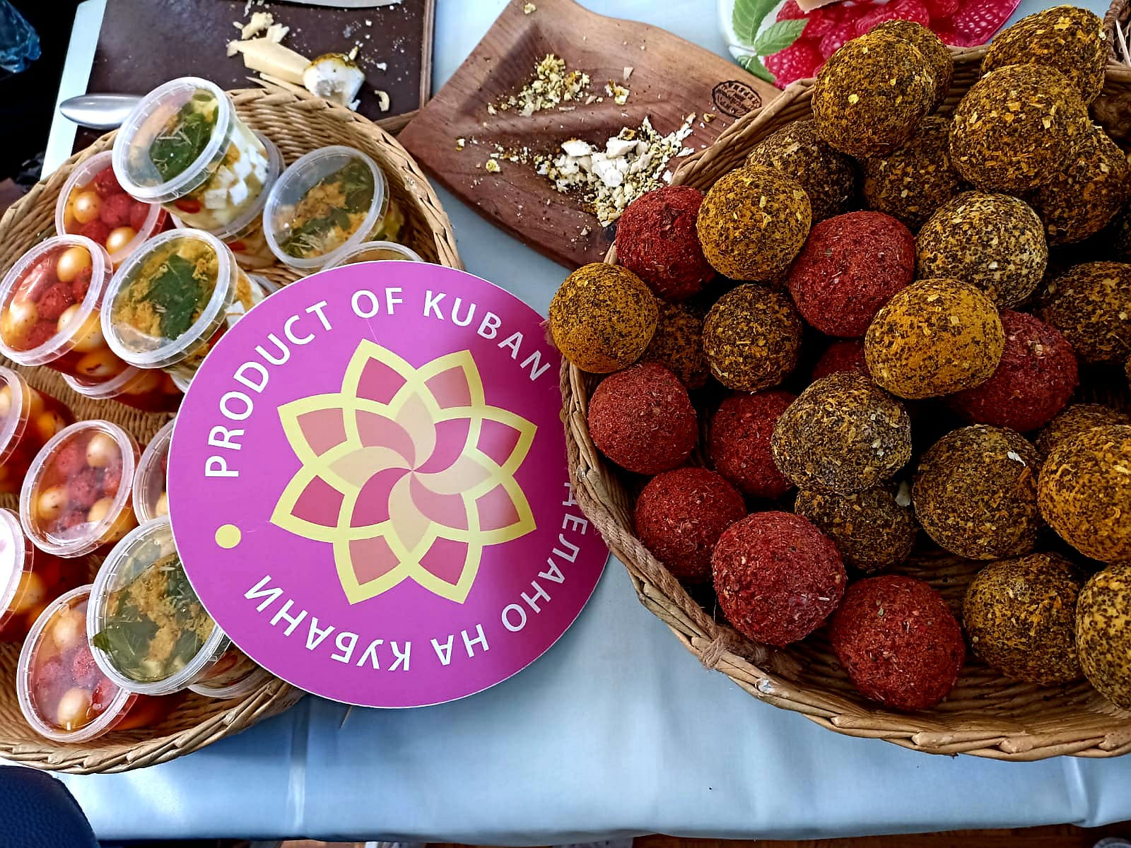 Более 600 победителей конкурса "Сделано на Кубани" получили помощь от кубанских фондов