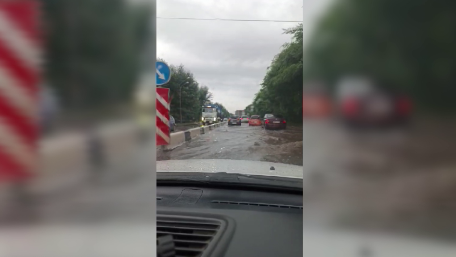 Последствия ночного дождя в Красноярске