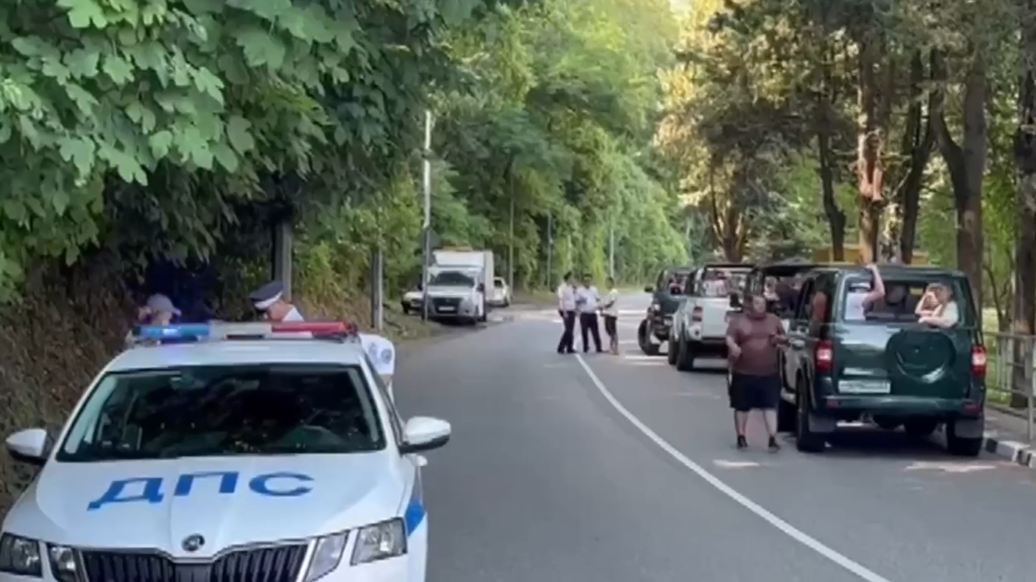 Полиция Сочи устроила облаву на джиппингистов