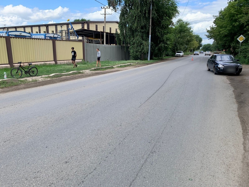 В Оренбурге 12-летний велосипедист попал под колеса автомобиля
