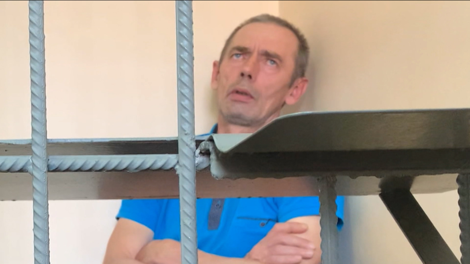 Заслуженный юрист России раскритиковал приговор серийному убийце Манишину
