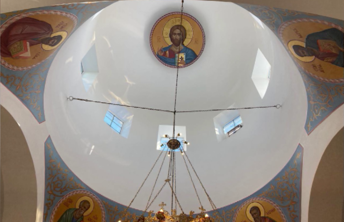 В балахтинском храме Успения Божией Матери закончили роспись парусов центрального купола