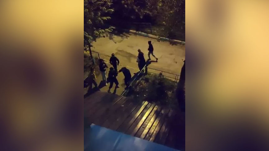 Толпа подростков избила пенсионера в Башкирии, хулиганов ищут