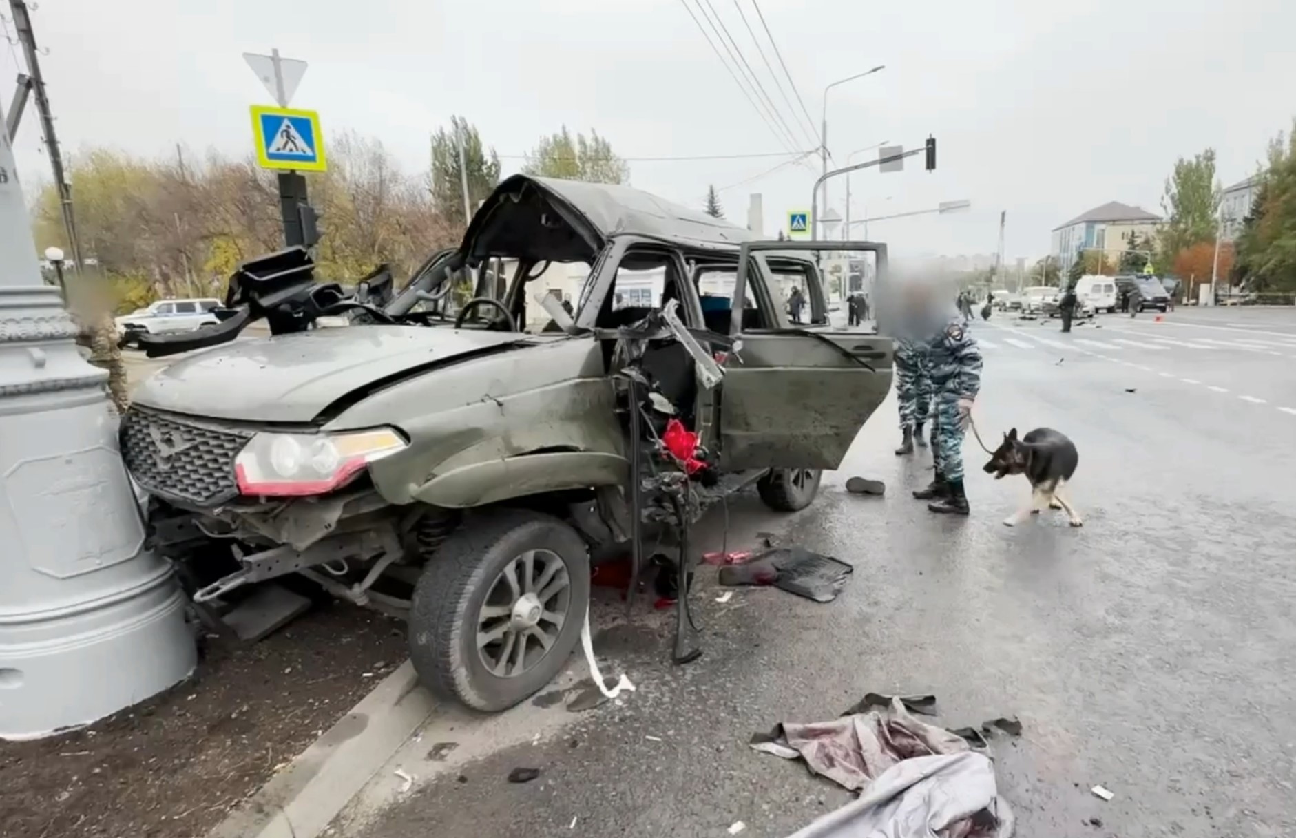 СК показал кадры с места взрыва в центре Луганска